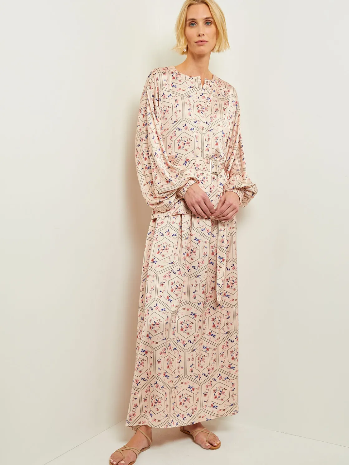 Misook Balloon Sleeve Belted Blouse - Floral Print Crepe de Chine* Blouses & Shirts | Tops & Tees