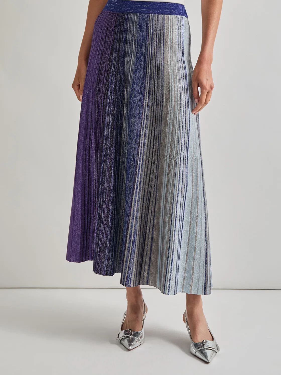 Misook Flared Shimmer Lurex Knit Maxi Skirt* Skirts