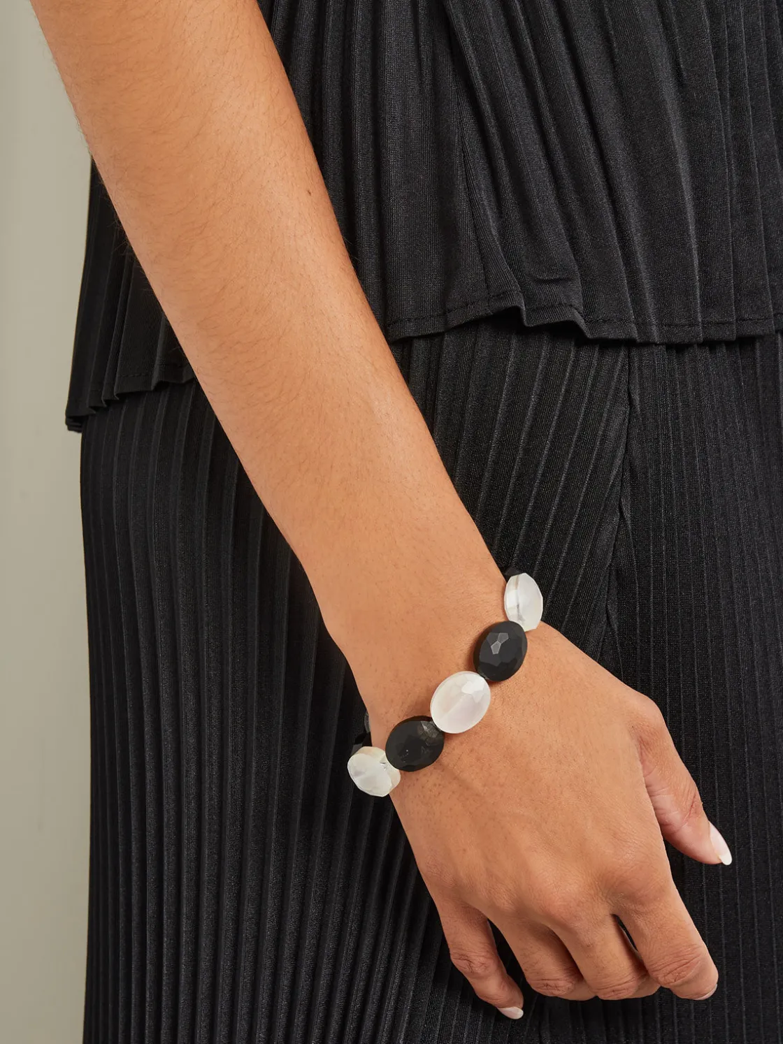 Misook Handmade Matte Black & White Crystal Stretch Bracelet* Accessories | Bracelets