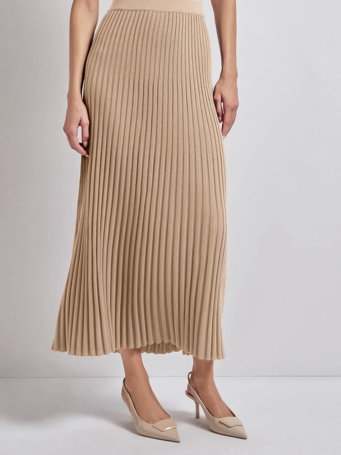 Misook Midi A-Line Soft Ribbed Knit Skirt* Skirts