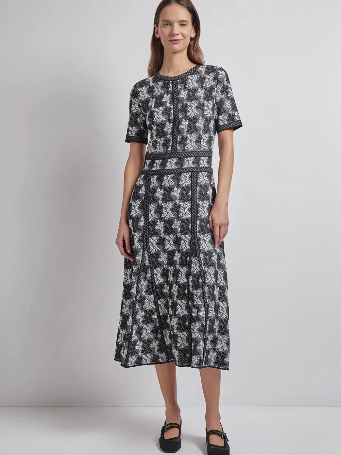 Misook Modern Fit & Flare Intarsia Knit Dress* Dresses