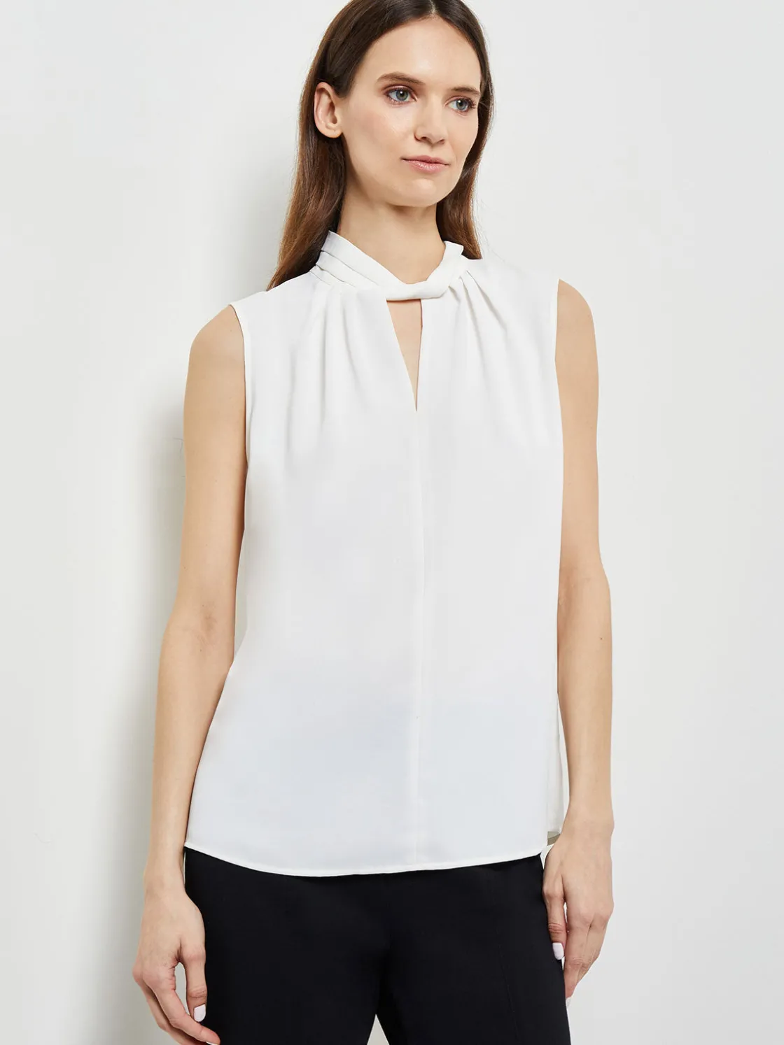 Misook Sleeveless Twist Neck Crepe De Chine Blouse* Blouses & Shirts | Tops & Tees