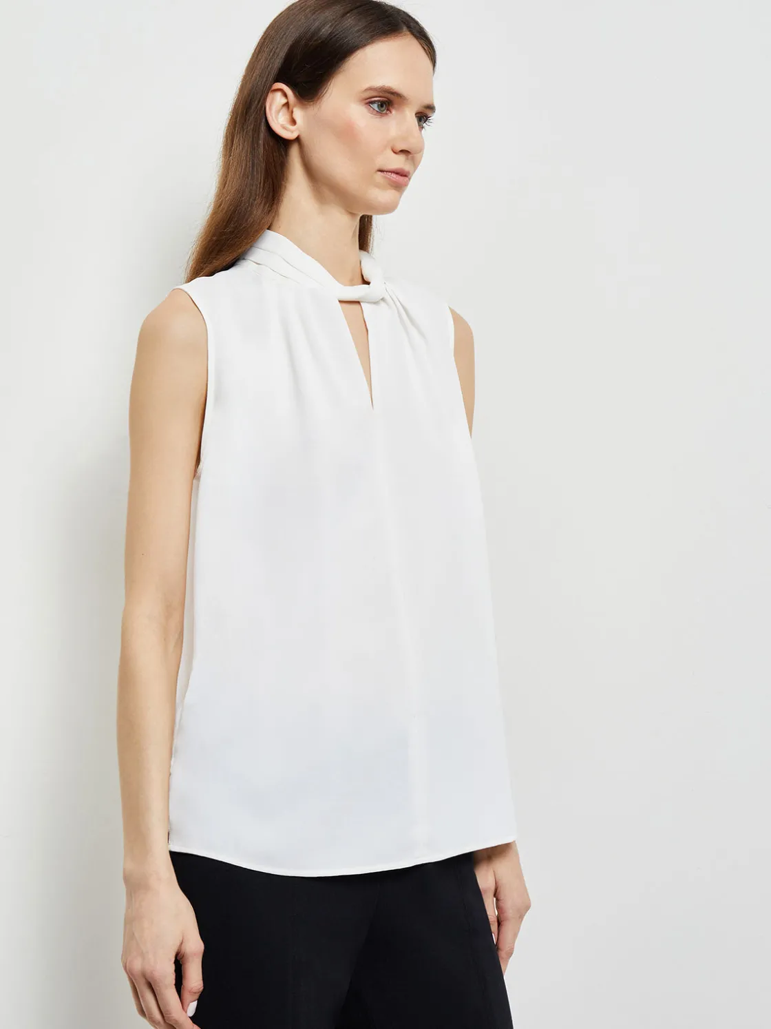 Misook Sleeveless Twist Neck Crepe De Chine Blouse* Blouses & Shirts | Tops & Tees