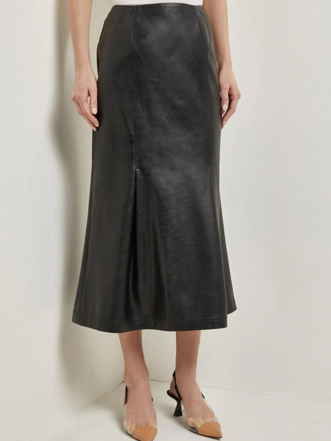 Misook Vegan Leather Front Pleat Trumpet Skirt* Skirts